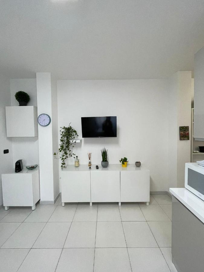 La Casa Di Mia Hotel Каляри Екстериор снимка
