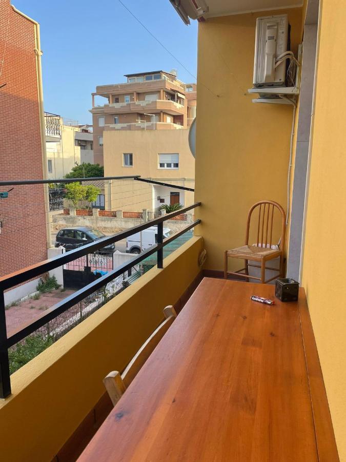 La Casa Di Mia Hotel Каляри Екстериор снимка