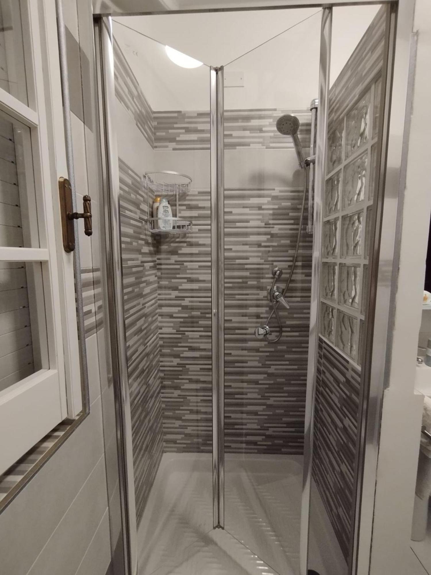 La Casa Di Mia Hotel Каляри Екстериор снимка